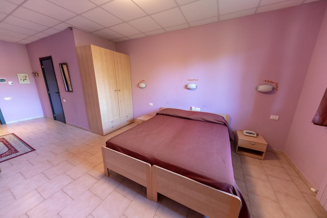 Albergo Dei Gelsi Мондові Екстер'єр фото